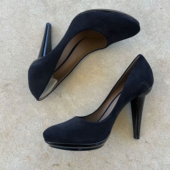 Bottega Veneta Black Suede and Patent Leather Platform Pumps Size 38 - Picture 2 of 11